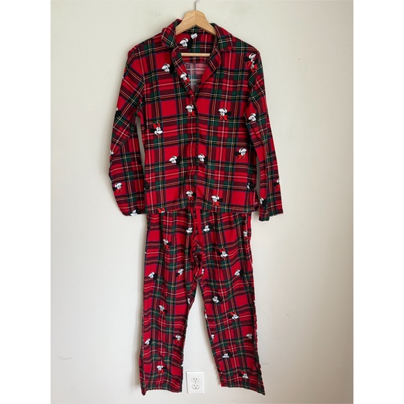 Disney x Old Navy Mickey Mouse and Minnie Plaid 100% Cotton Pajamas in Red - Picture 2 of 9